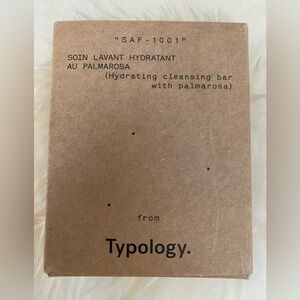 Typology hydrating cleansing bar with palmarosa SAF-1001 NEW